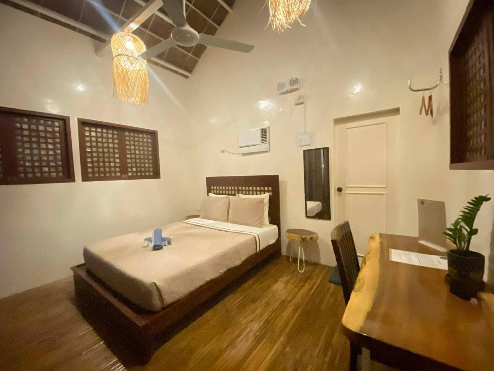 11Th Earth Farm And Resort Nabua Exterior photo